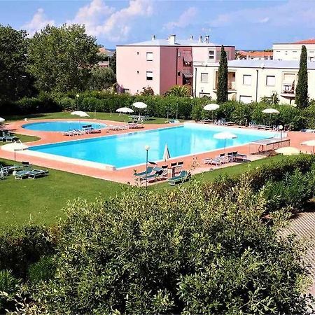 Appartamento Tranquillo Con Patio E Piscina La Caduta Exteriör bild
