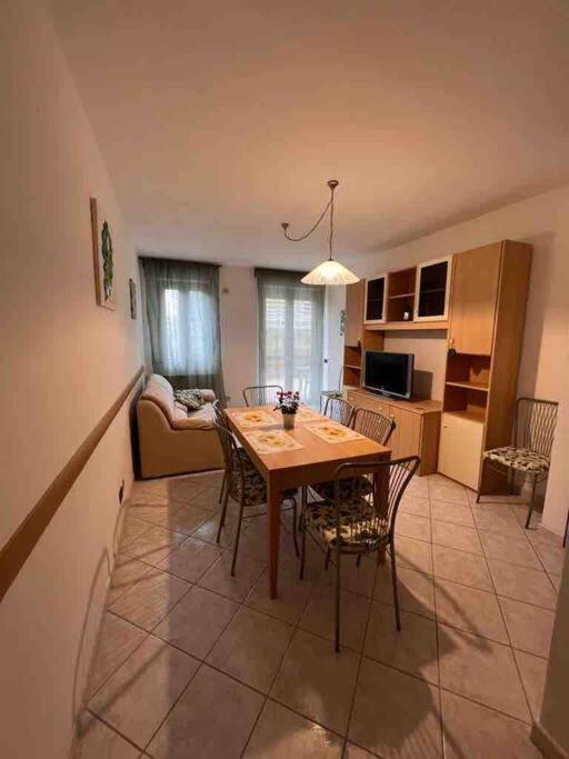 Appartamento Tranquillo Con Patio E Piscina La Caduta Exteriör bild
