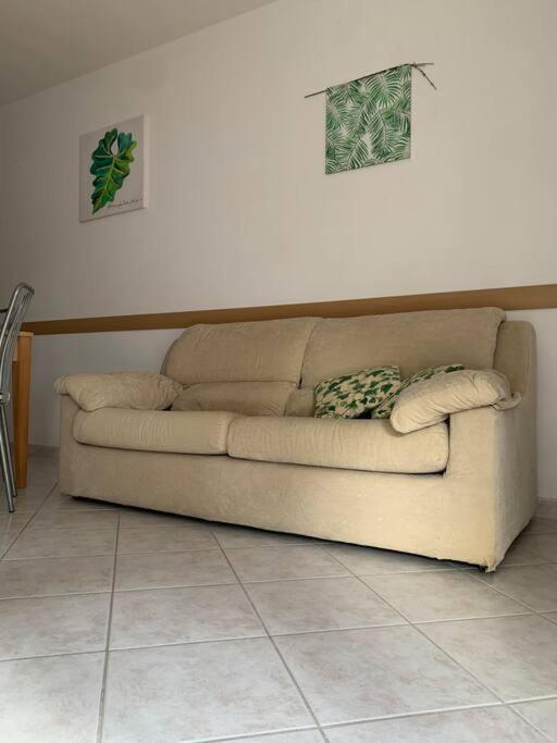 Appartamento Tranquillo Con Patio E Piscina La Caduta Exteriör bild